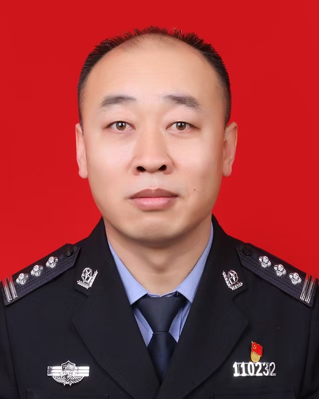 副区长：陈其武