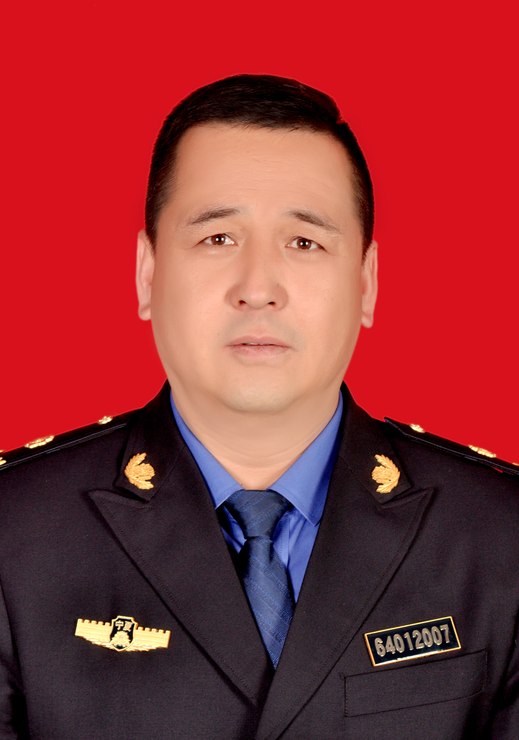 荀巍.png